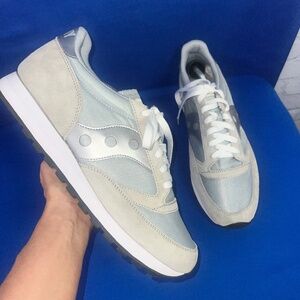 •NWOT |•SAUCONY•| Brand New Gery Unisex Sneakers